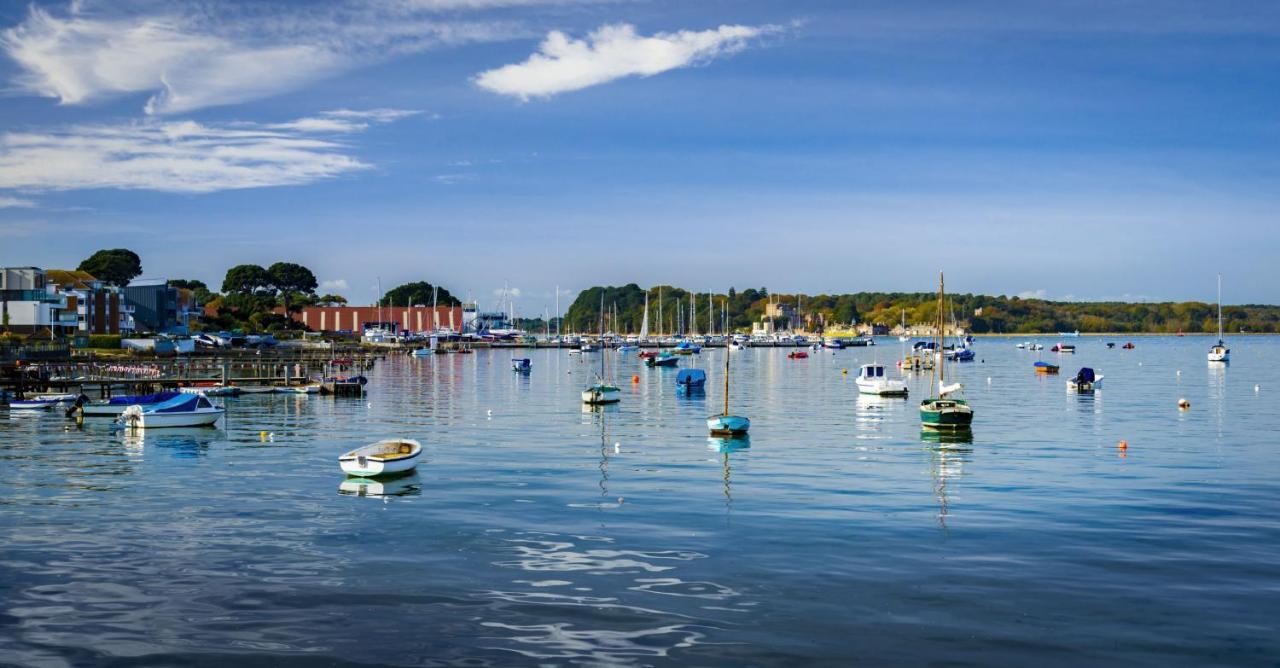 Park Lake View Poole Exterior foto
